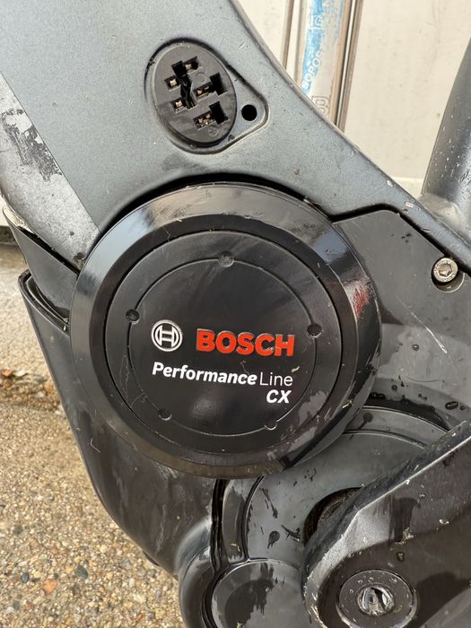 Cube eMTB Bosch CX Performance + încărcător & antifurt incluse