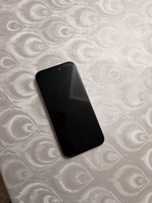 iPhone 15, белый