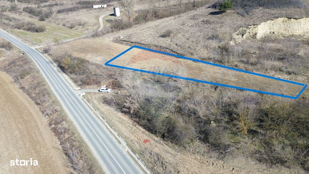 Teren extravilan 2.000 mp – cu acces direct la DN spre Moșna