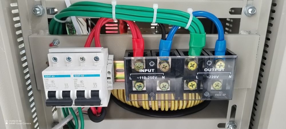 Стабилизатор напряжения Andeli 30 kva 460 y.e.