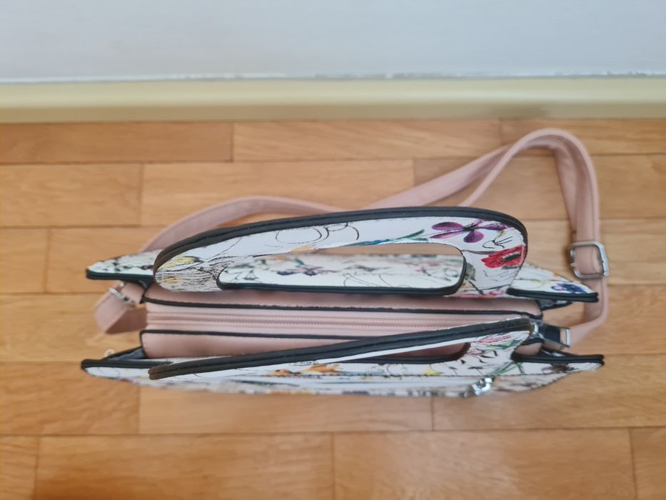 Чанта на цветя(бял)