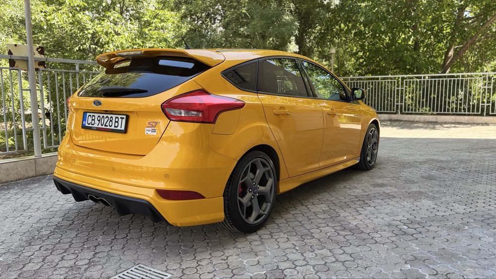 Продавам Ford Focus ST