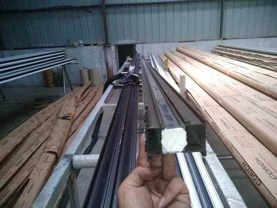 Полиуретан Пена Изоляцияси учун Паст Босимли ПУ Спpей Куйиш Машинаси