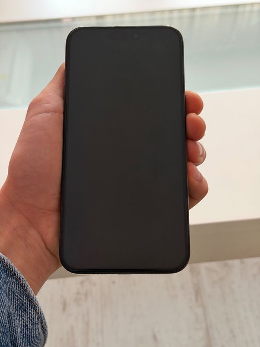 Продавам Iphone 15 pro max 256 GB