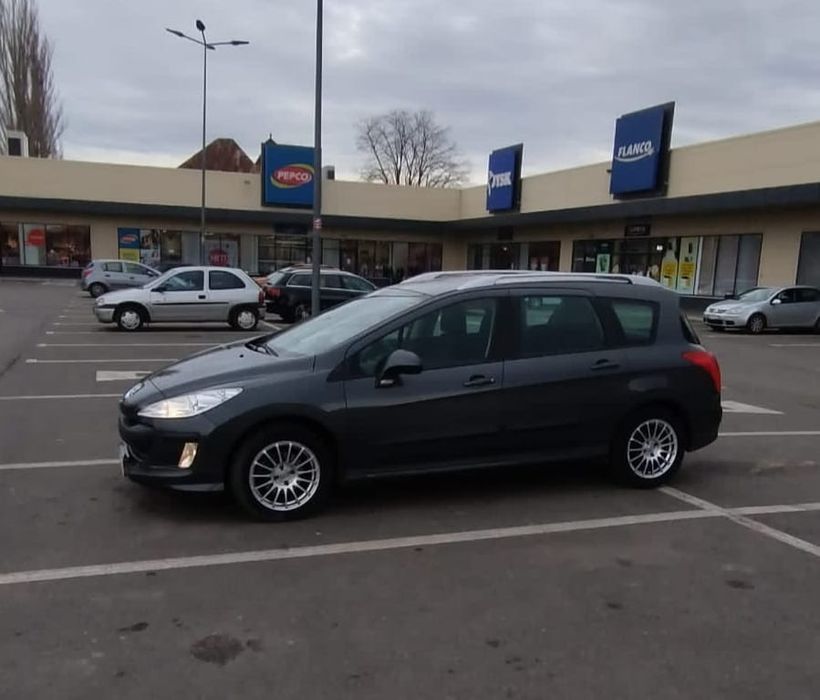 Vand Peugeot 308  1.6i