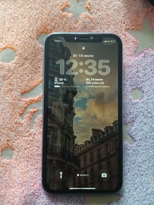 iPhone 11 продам