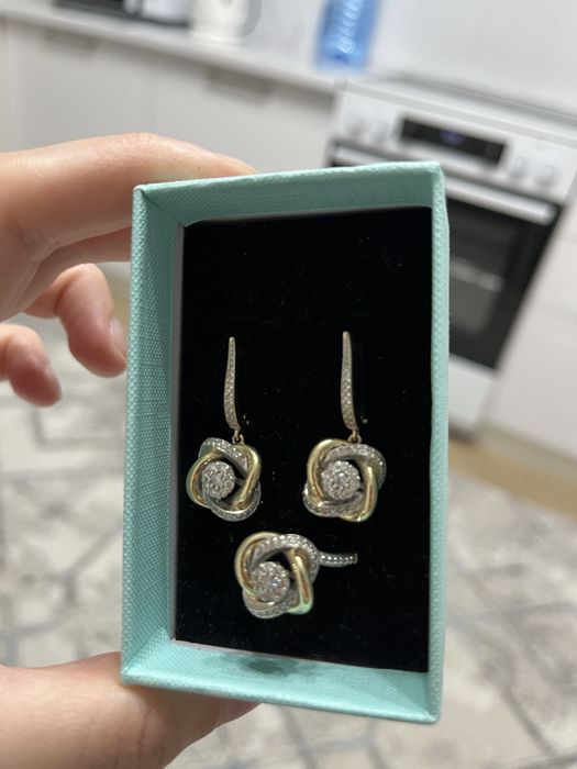 Золотой набор с брилиантами