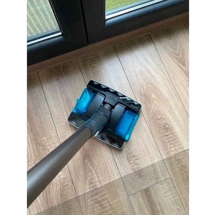 Aspirator + Mop Philips Seria 8000 Complete XC8157/01
