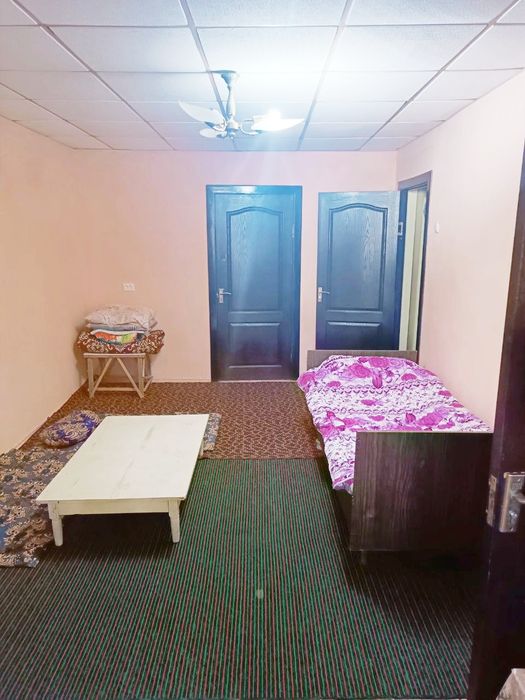 Квартира сотилади.