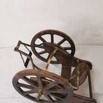 Sticla de vin cu suport car