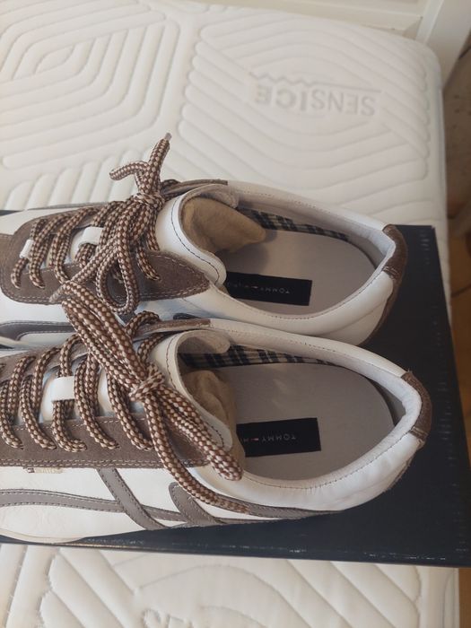 Tommy Hilfiger,  Чисто Нови обувки  40 номер.