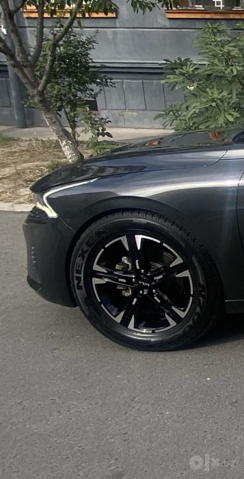 Сотилади Kia k5 диска балон билан