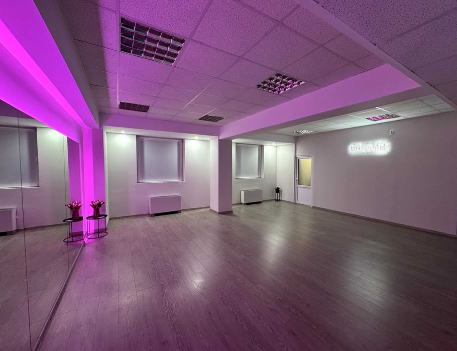 Inchiriez sala dans, aerobic, sport, pilates, curs, yoga, Bucuresti