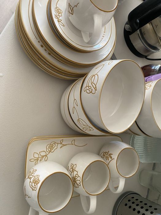 Сервиз посуда для стола