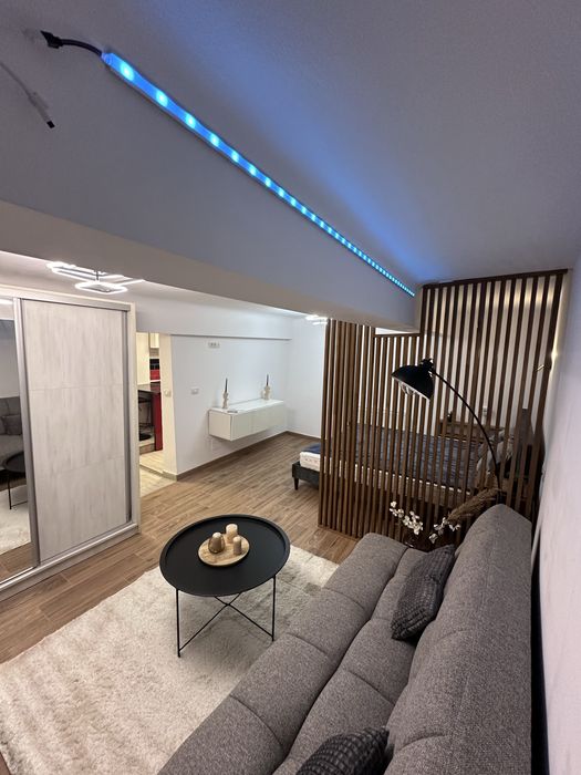 Apartament langa untold
