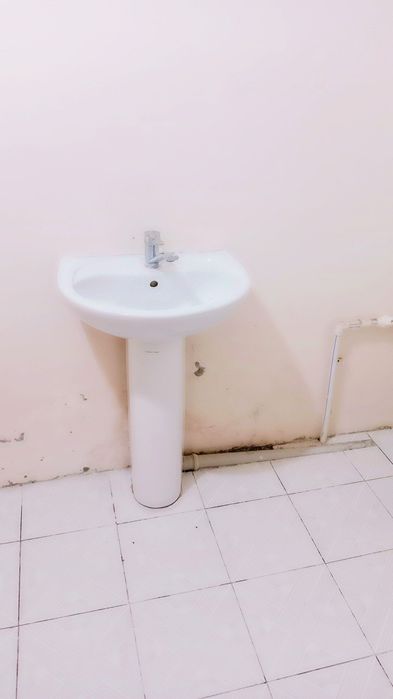 DOM sotiladi srochno