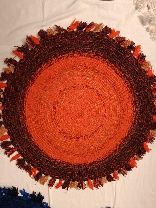 Продам коврики, связанные крючком