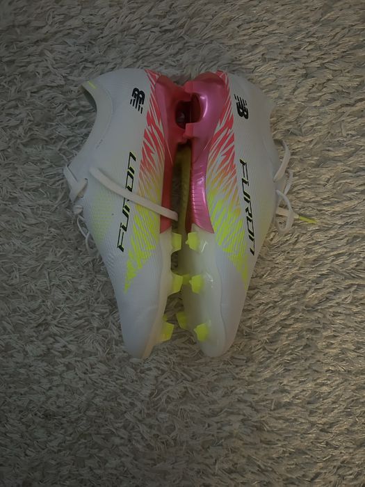 New Balance Furon v8 elite FG 42
