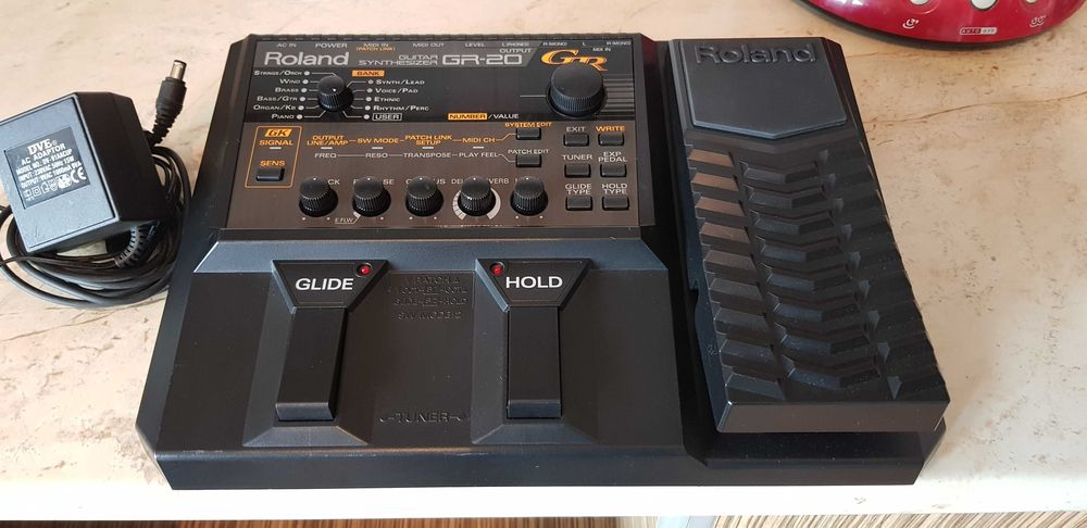 Vand sintetizator de chitara-Roland Gr 20- in stare ireprosabila;