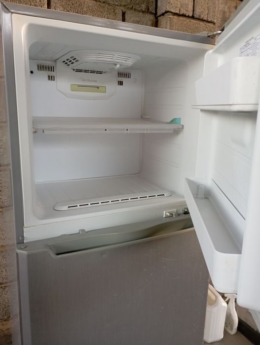 Холодильник 80000