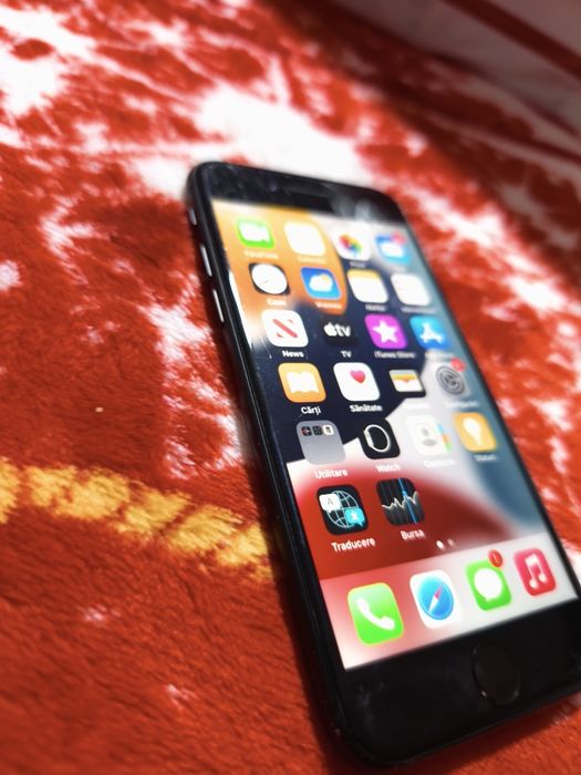 iPhone 7  32 GB  82  la suta bateria