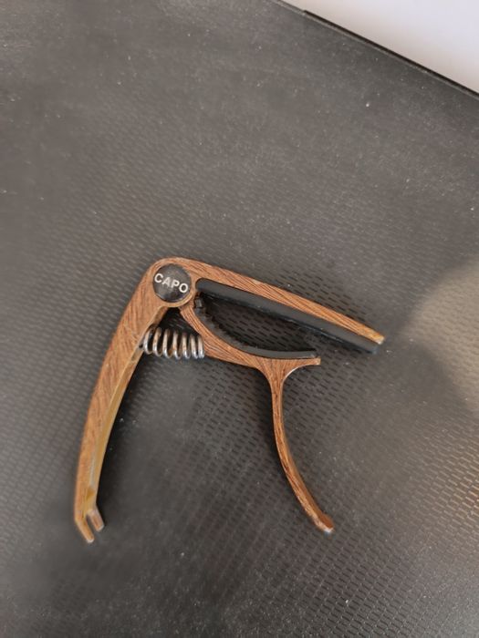 Продам гитару Adagio НОВАЯ!!!