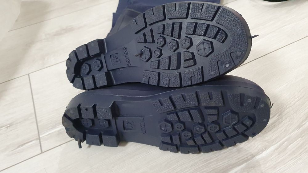 Продаю рыболовные сапоги