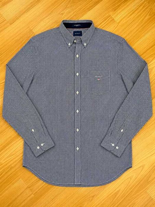 Cămașă GANT The Broadcloth Regular Fit în carouri bleumarin/alb – 100% bumbac – mărimea L / 41-42