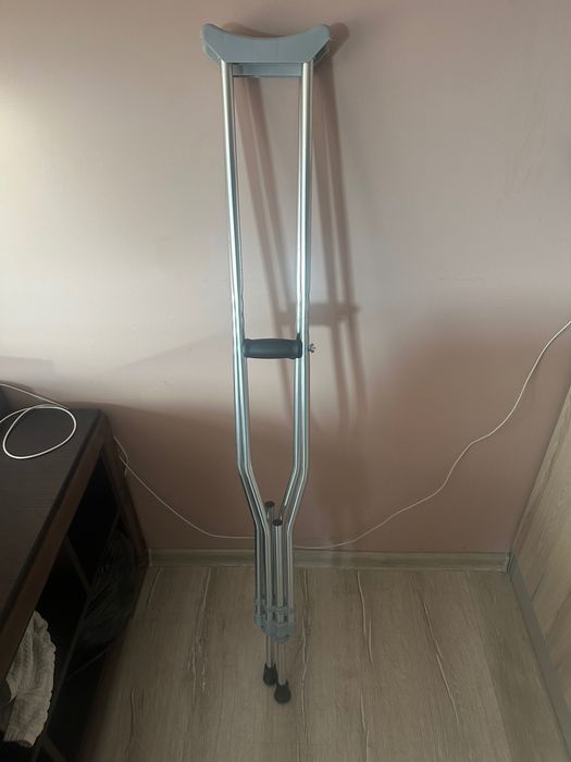 Шина с градуси плус подарък патерици!