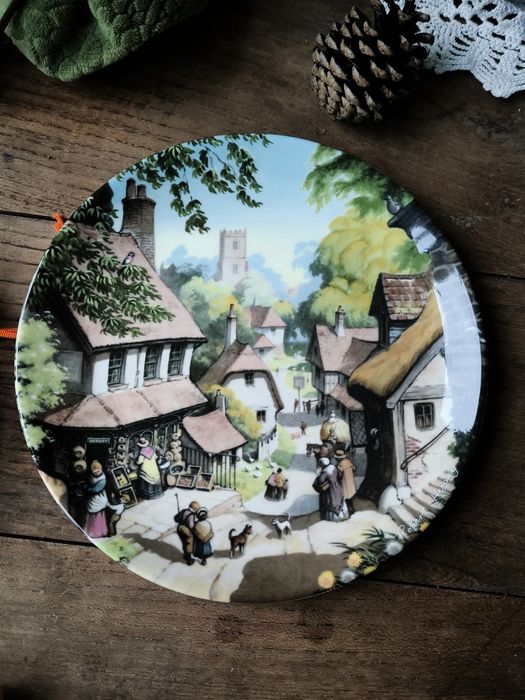 Чинии за стена  Coalport 8 броя