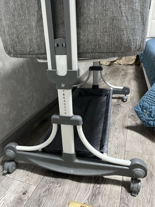 Продам манеж кроватку