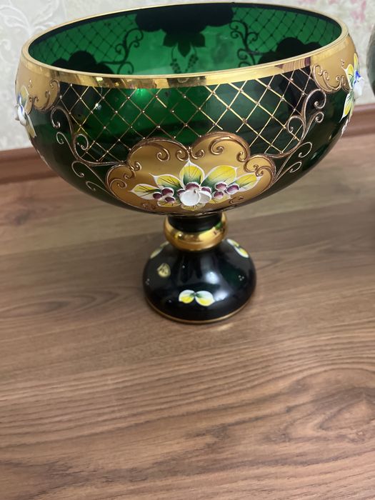 Продаю вазы от Bohemia