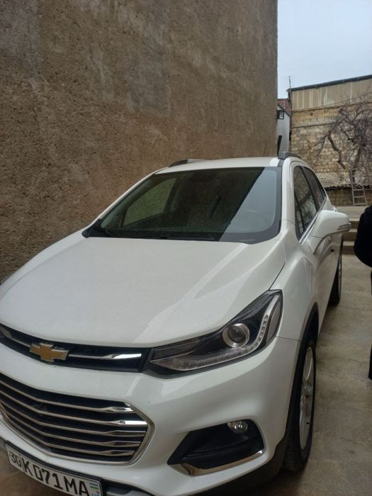 Tracker 1 full pozicia