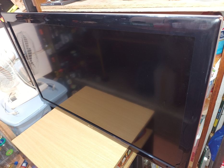 Piese pentru lg 108 cm defect tv