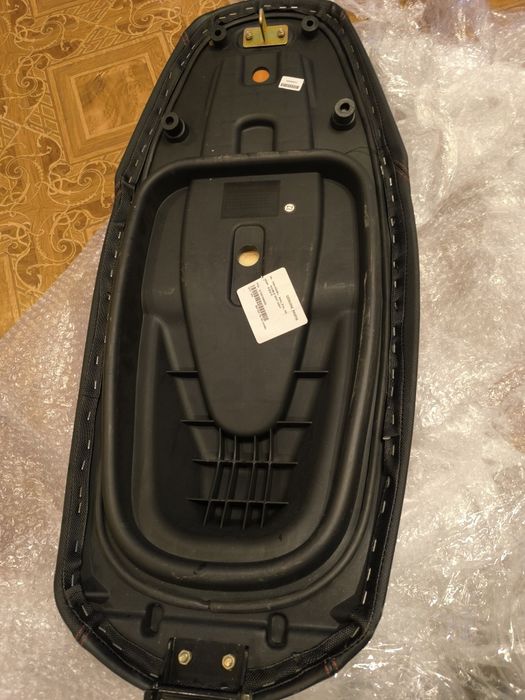 Сиденье на скутер. Новое