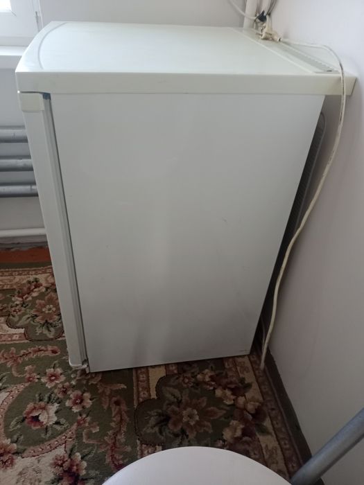 Продам морозильник