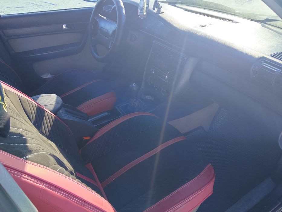 Ауди 100 С4 в отличном состоянии.