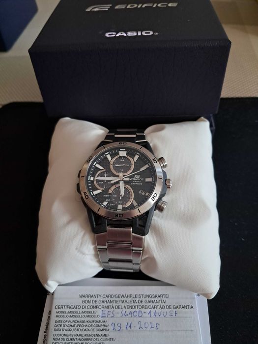 Соларен часовник Casio Edifice