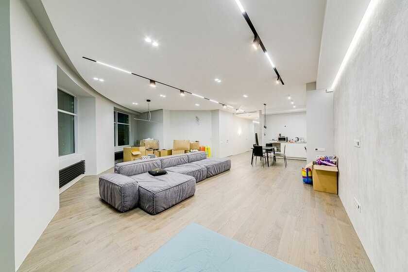 Сдаётся квартира с авторским ремонтом!