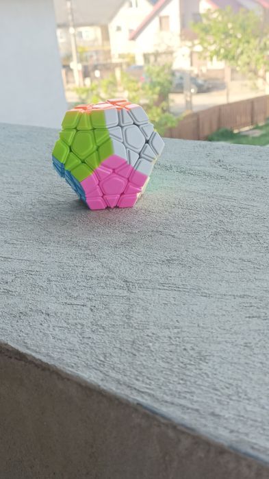 Cub Megaminx Stickerless - Puzzle 3x3 logic