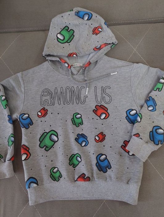 Продам школьную кофту  от 6-10лет