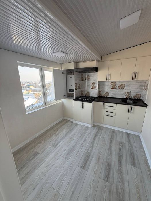 Srochnega mikrorayonda kvartira sotiladi !