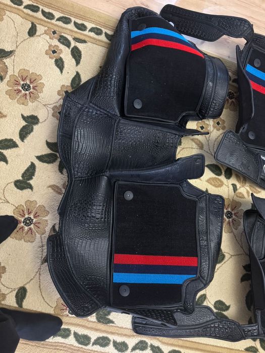 Продам полик на hyundai  sonata