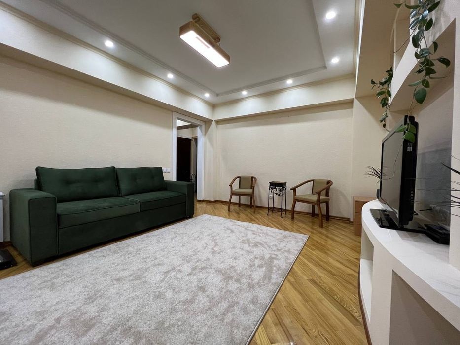 Сдается квартира, ЦУМ, м.Ойбек