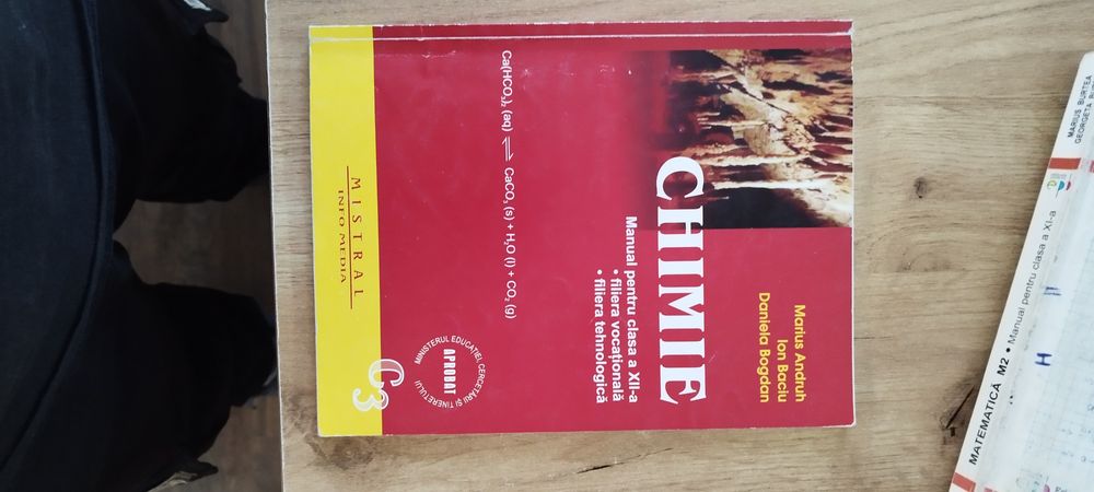 Cărți clasa a xii a