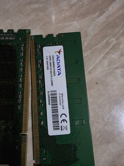 Vând rami pc 16gb ddr4
