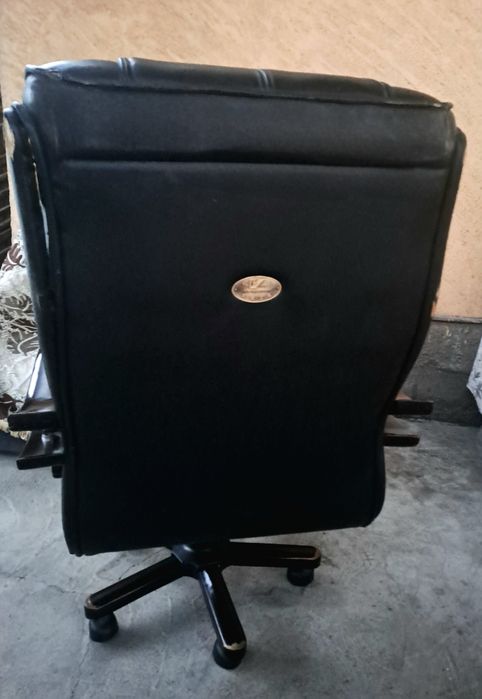 Продам офисное кресло!