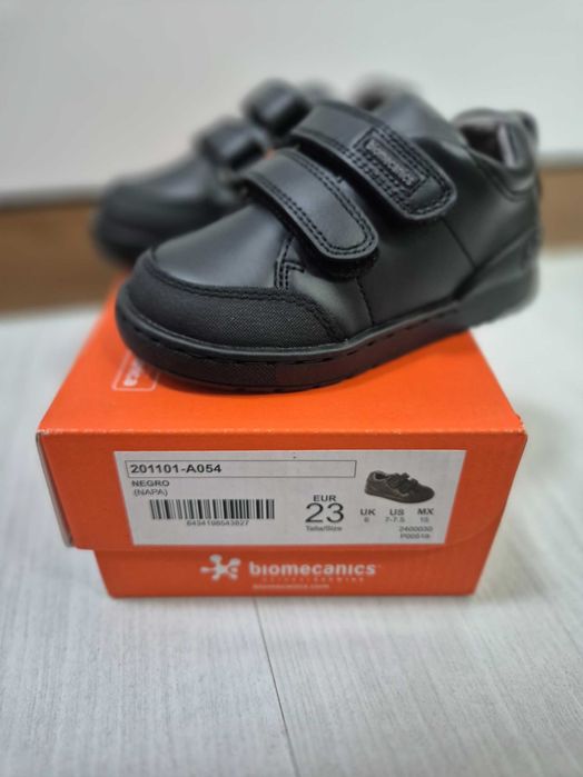 Обувки biomecanics