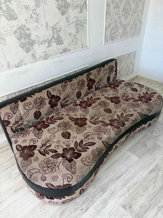 Отдам даром 2 дивана