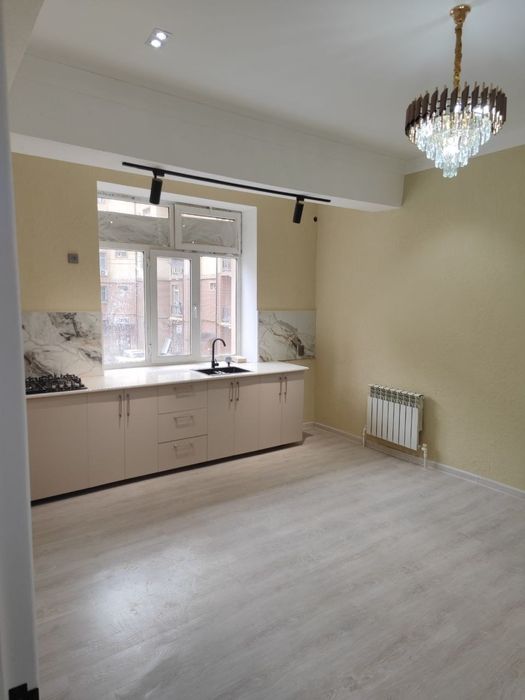 Yashnaobodda Navastroyka sotiladi, Izzat kochasida ЖК Aziya Xaus